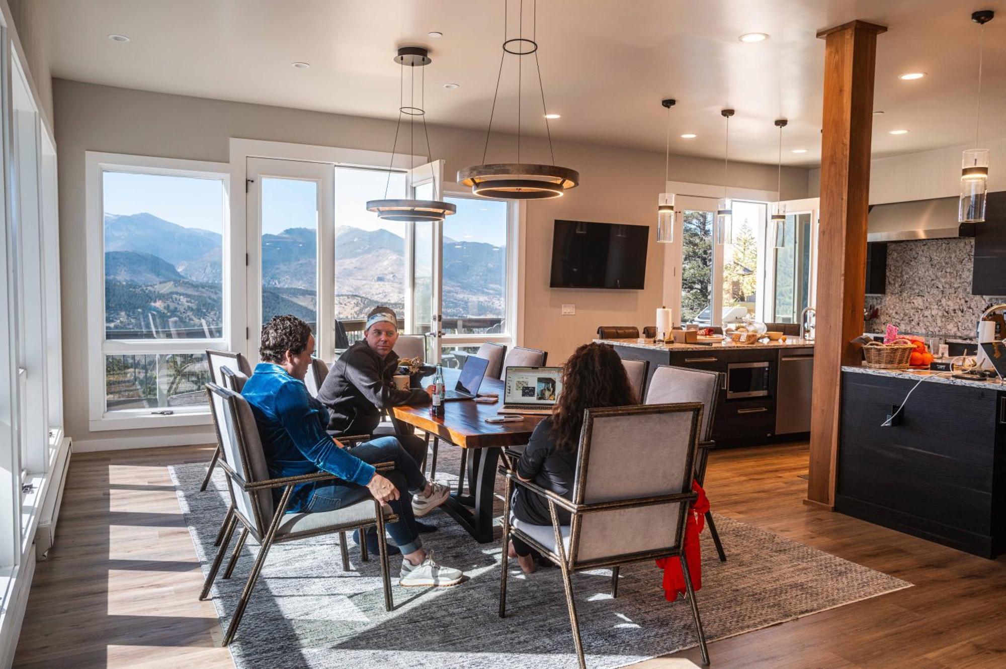 Casa De Cristal-Epic Views-Hottub-Sauna-Sleeps 10-Luxury Linens-Stocked Kitchen Estes Park Exterior photo