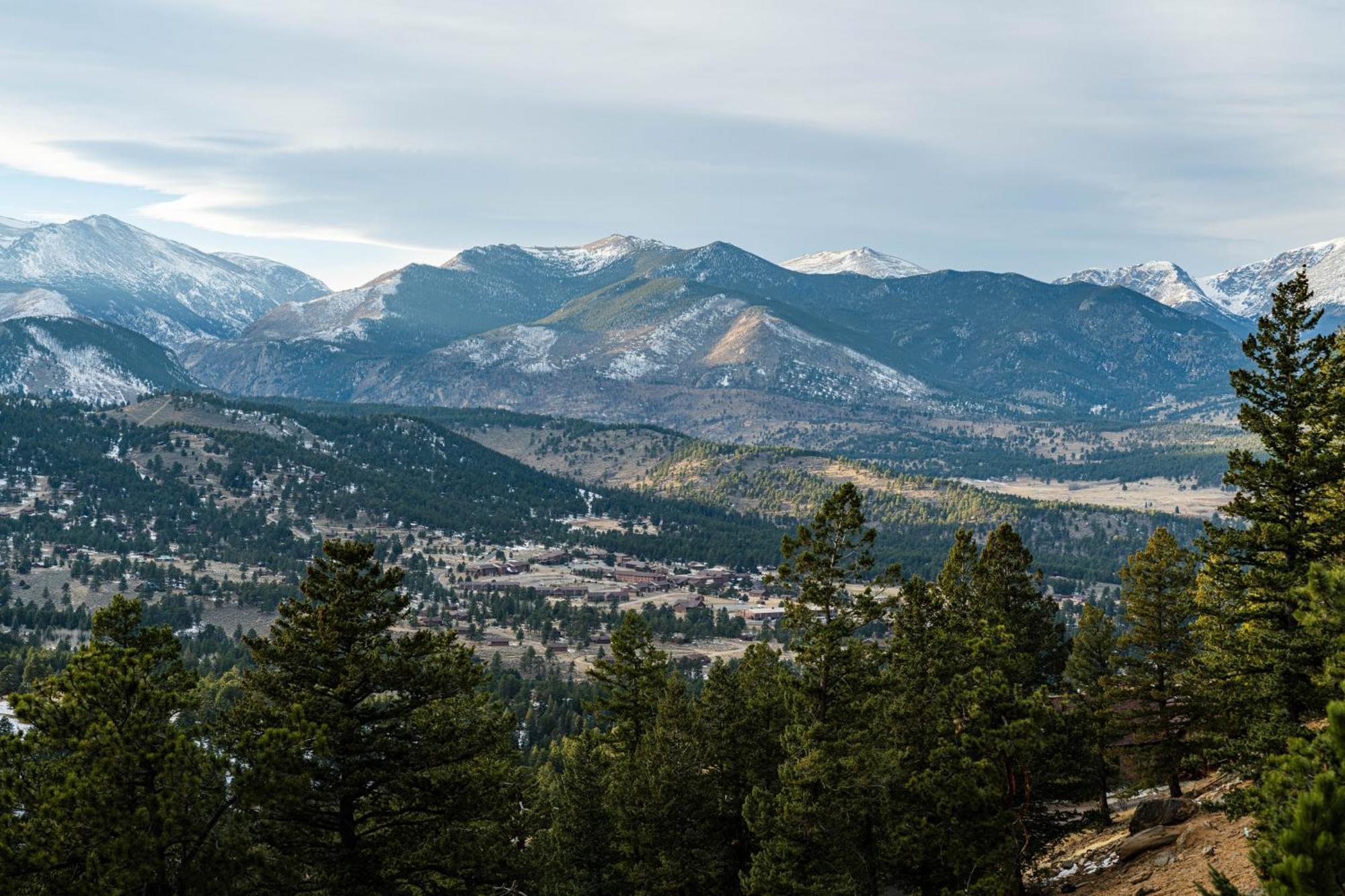 Casa De Cristal-Epic Views-Hottub-Sauna-Sleeps 10-Luxury Linens-Stocked Kitchen Estes Park Exterior photo