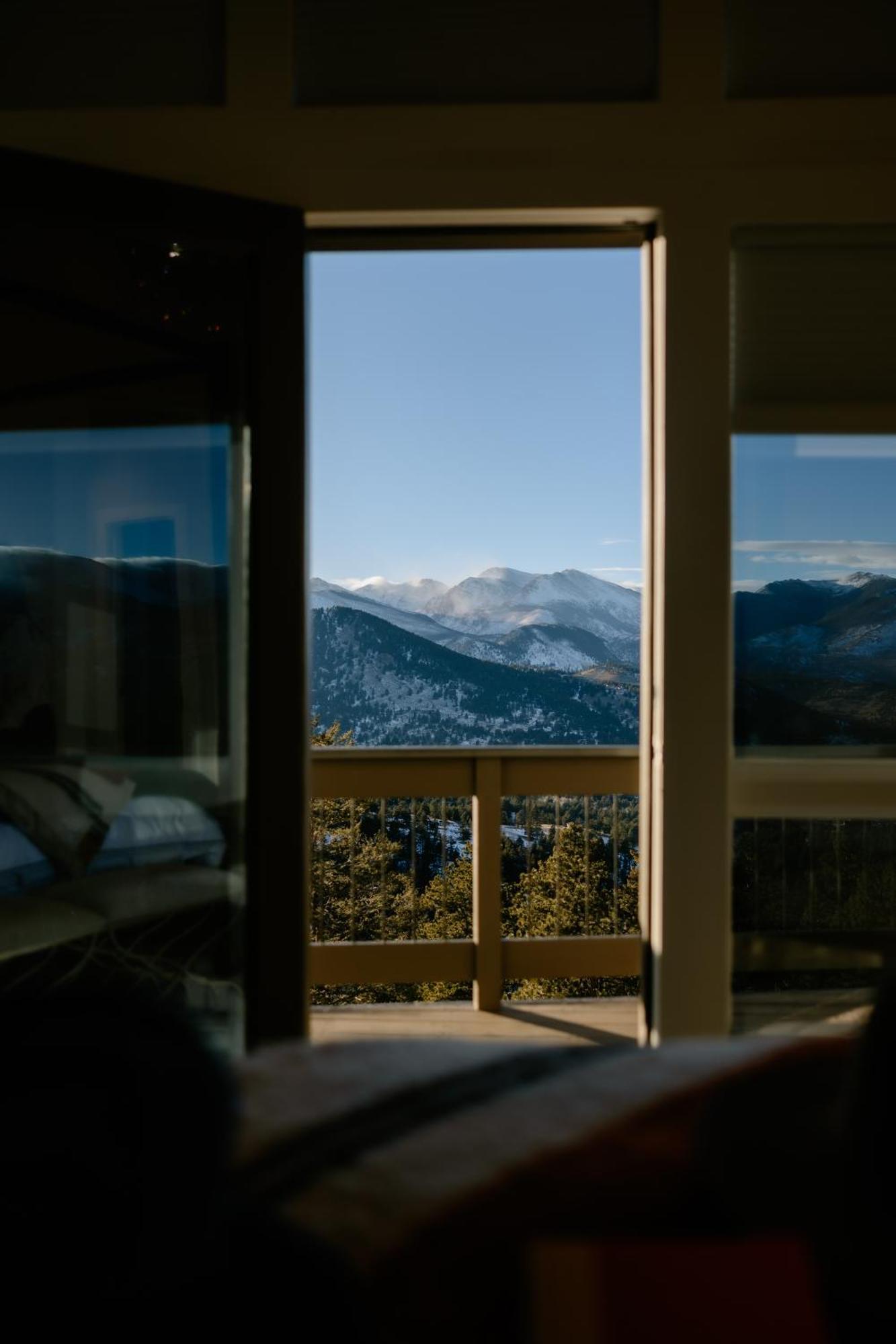Casa De Cristal-Epic Views-Hottub-Sauna-Sleeps 10-Luxury Linens-Stocked Kitchen Estes Park Exterior photo